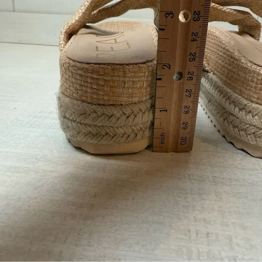Beach by Matisse Hali Platform Sandals Size 9
